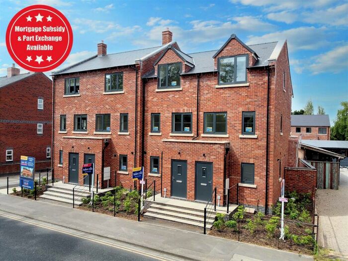 3 Bedroom Semi-Detached House For Sale In Tamworth Road, Sawley, NG10