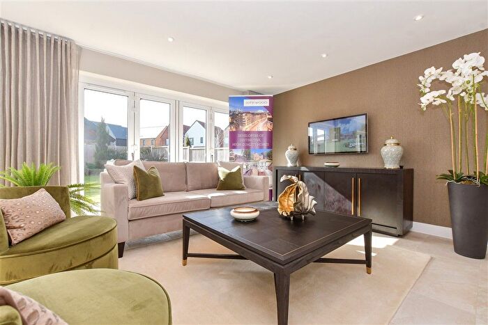 5 Bedroom Detached House For Sale In Barley Drive, Grasmere Gardens Amp;C (Phase ), Chestfield, Whitstable, Kent, CT5