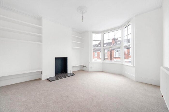 1 Bedroom Apartment To Rent In Ryedale, East Dulwich, London, SE22