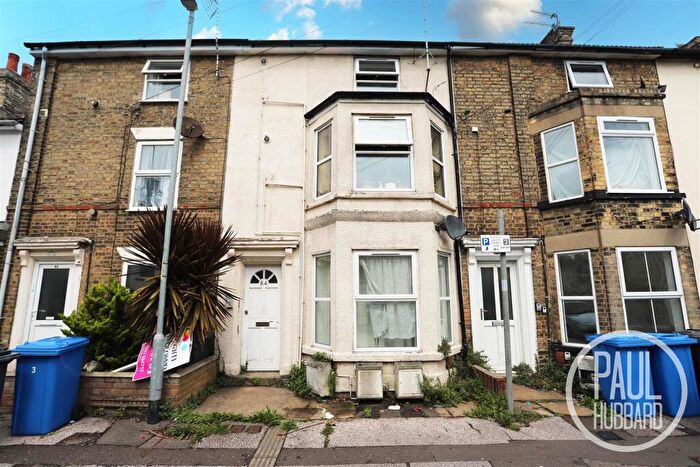 5 Bedroom Terraced House For Sale In Tonning Street, Lowestoft, Suffolk, NR32