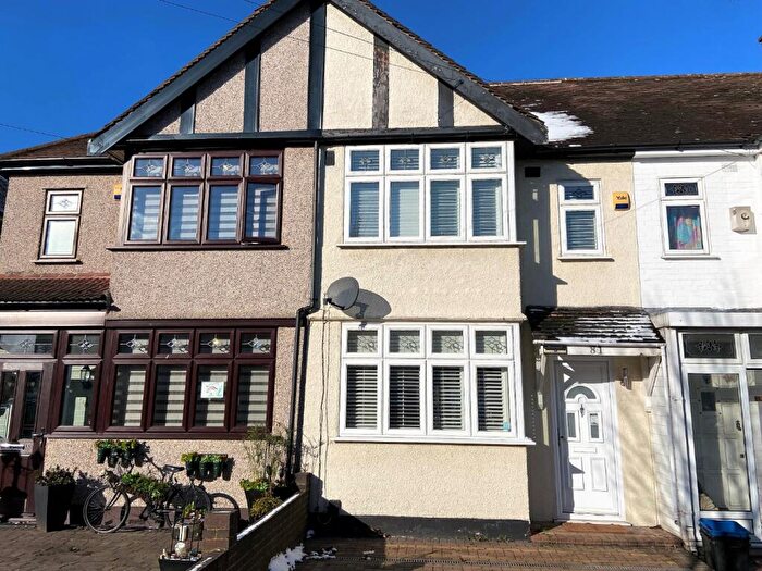 3 Bedroom Terraced House To Rent In Uplands Road, Woodford Green, IG8