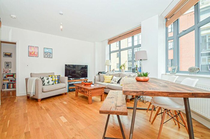 1 Bedroom Apartment To Rent In Curtain Road, Shoreditch, EC2A