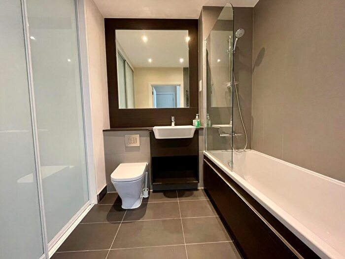 1 Bedroom Apartment To Rent In The Peninsula, Pegasus Way, Gillingham, ME7