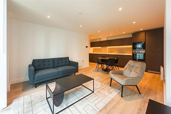 1 Bedroom Property To Rent In The Blade, M15