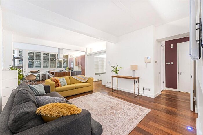 1 Bedroom Apartment To Rent In Martha's Buildings, London, EC1V