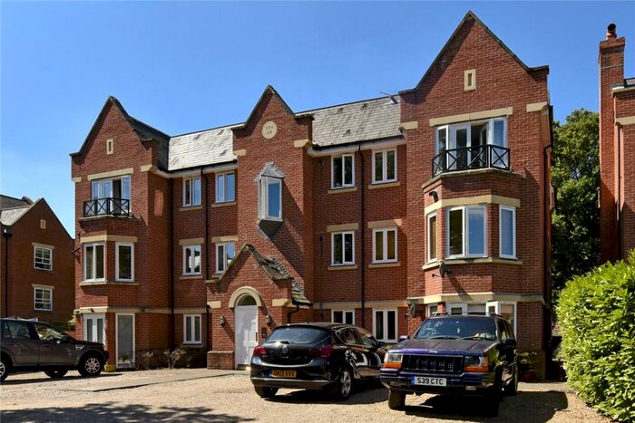 2 Bedroom Apartment To Rent In Longbourn, Windsor, Berkshire, SL4