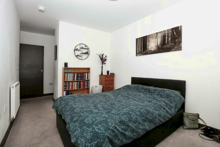 2 Bedroom Flat For Sale In East Station Road, Fletton Quays, Peterborough, PE2