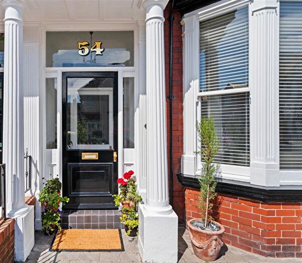 4 Bedroom Semi Detached House For Sale In Granville Avenue, Hartlepool, TS26