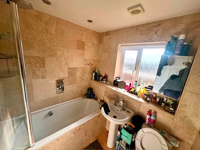 4 Bedroom Property To Rent In Cooper Drive, Wellingborough, NN8