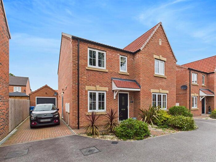 4 Bedroom Detached House For Sale In Ketil Place, Anlaby, HU10
