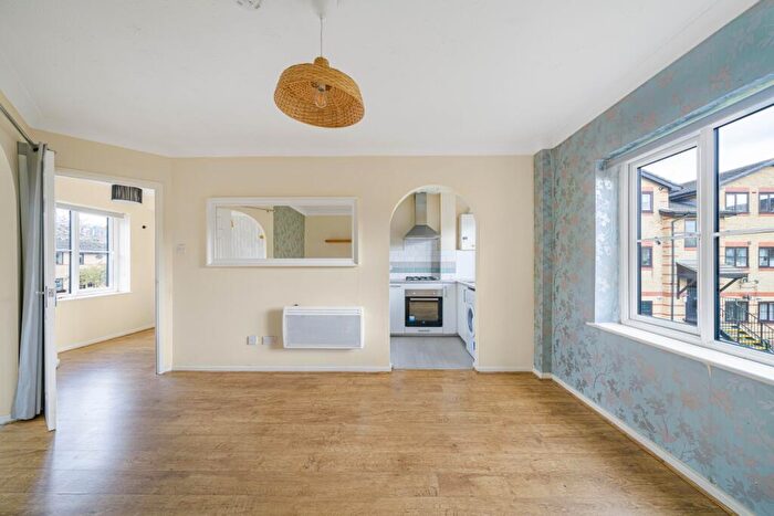 Studio For Sale In Foxwell Mews, London, SE4