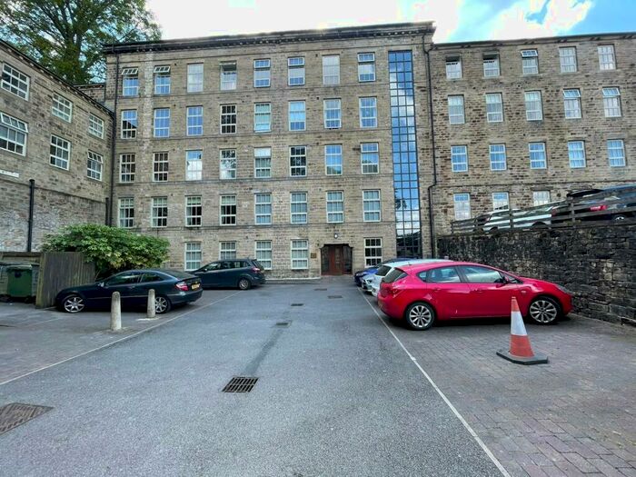 2 Bedroom Flat To Rent In Woodlands Mill, Mulberry Lane, Steeton, Keighley, BD20