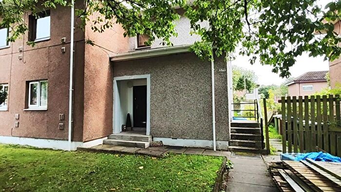 3 Bedroom Flat To Rent In Peat Road, Nitshill, Glasgow, G53