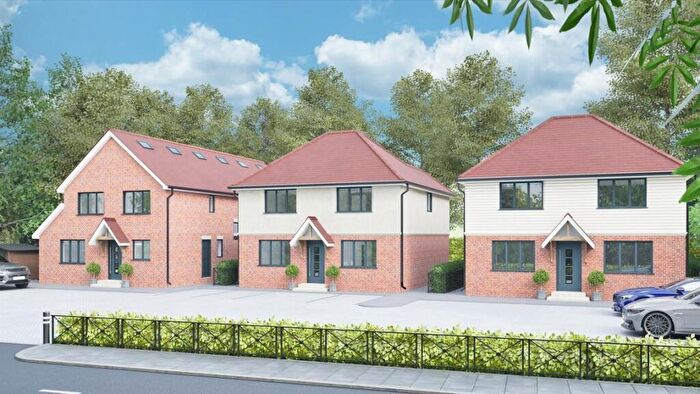 5 Bedroom Detached House For Sale In North Street, Winkfield, SL4