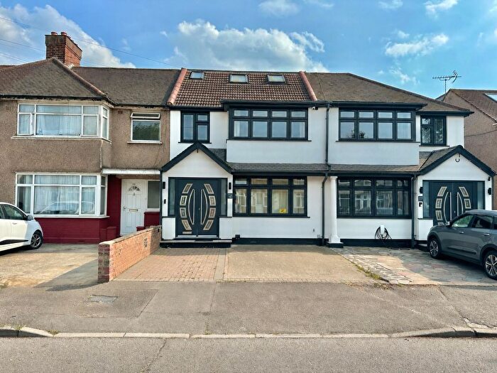 4 Bedroom Terraced House For Sale In Waltham Avenue, Hayes, UB3