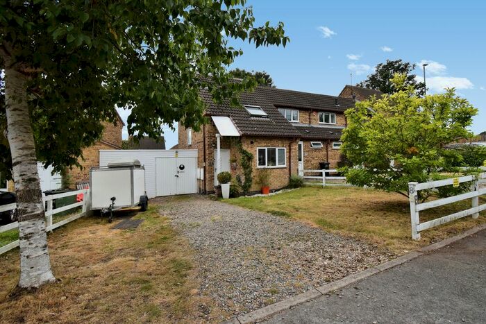 2 Bedroom Semi-Detached House To Rent In Saxondale Road, Wigston, LE18