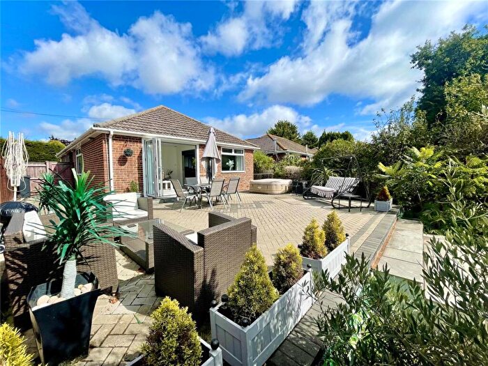 3 Bedroom Detached Bungalow For Sale In De Havilland Way, Mudeford, Christchurch, BH23
