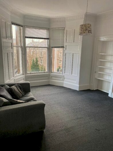 2 Bedroom Flat To Rent In Hawkhill, West End, Dundee, DD2