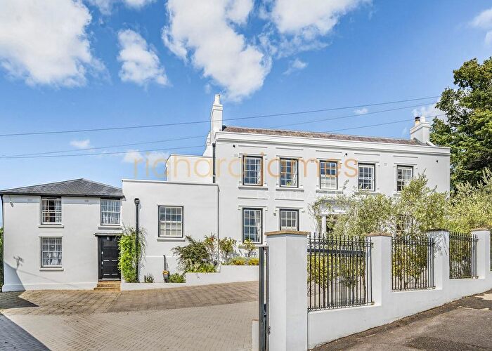 5 Bedroom Detached House To Rent In Hammers Lane, Mill Hill, NW7