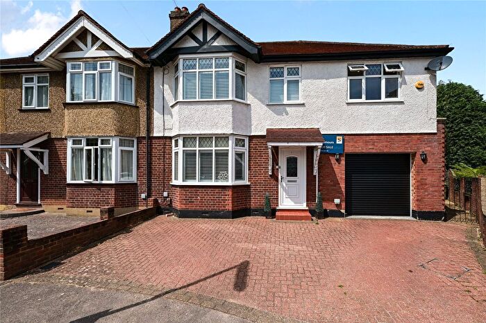 5 Bedroom Semi-Detached House For Sale In Staines, Surrey, TW18