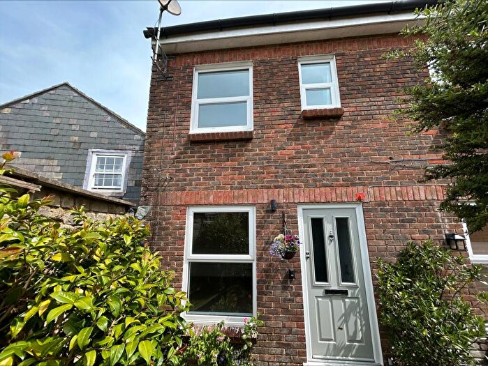 1 Bedroom Flat To Rent In Foundry Court Dorchester, DT1