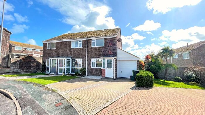 2 Bedroom End Terrace House To Rent In Wallsend Close, Portland, DT5