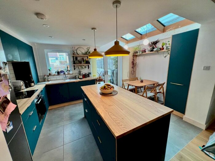 2 Bedroom Terraced House To Rent In Chelsea Park, Easton, Bristol, BS5