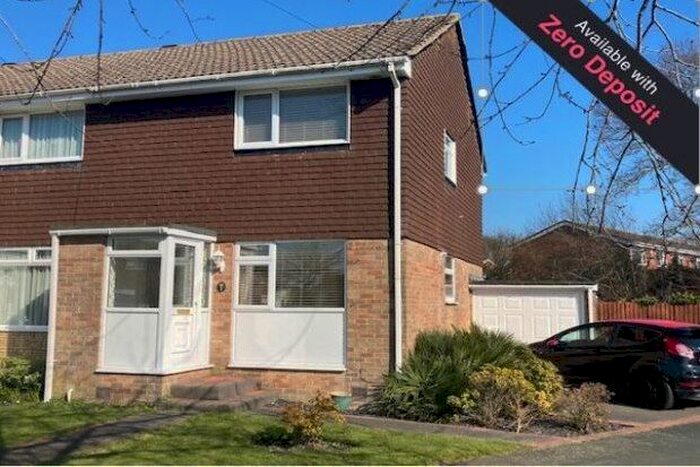 3 Bedroom Property To Rent In Cowleys Road, Christchurch, BH23