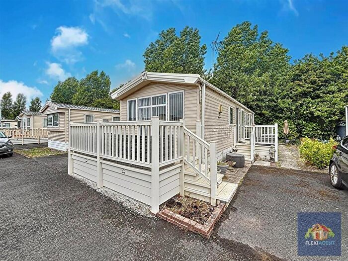 3 Bedroom Park Home For Sale In Southport New Road, Banks, Southport, PR9