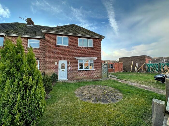3 Bedroom Semi-Detached House For Sale In Rowley Crescent, Esh Winning, Durham, DH7