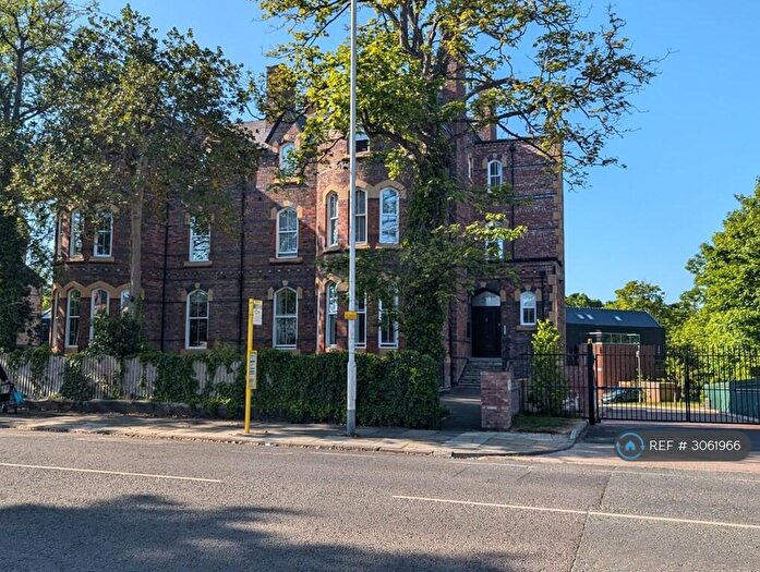 1 Bedroom Flat To Rent In Irvine House, Prenton, CH43