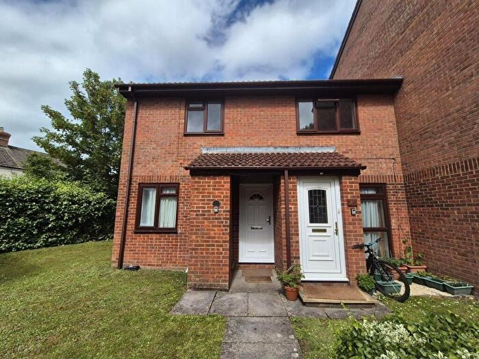 2 Bedroom Maisonette To Rent In Forge Field, Shepherds Spring Lane, Andover, SP10