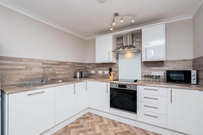 2 Bedroom Flat To Rent In Balmore Street, Stobswell, Dundee, DD4