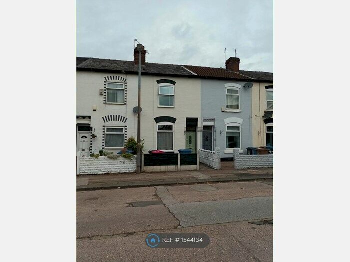 2 Bedroom Terraced House To Rent In Lansdowne Rd, Monton, M30