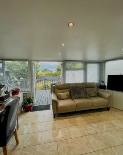 5 Bedroom Terraced House To Rent In Milton Avenue, Barnet, EN5