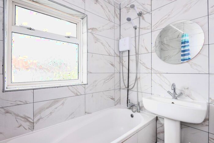 5 Bedroom Semi-Detached House To Rent In Iffley Road, Oxford, OX4