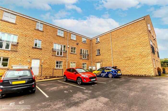 2 Bedroom Apartment To Rent In Croft Court, Mount Lane, Rastrick, Brighouse, HD6