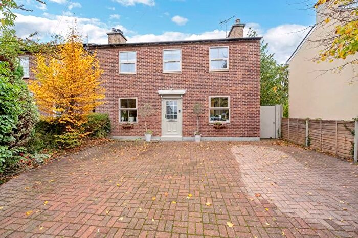 4 Bedroom Semi Detached House For Sale In Grove Park, Bury St Edmunds, IP33