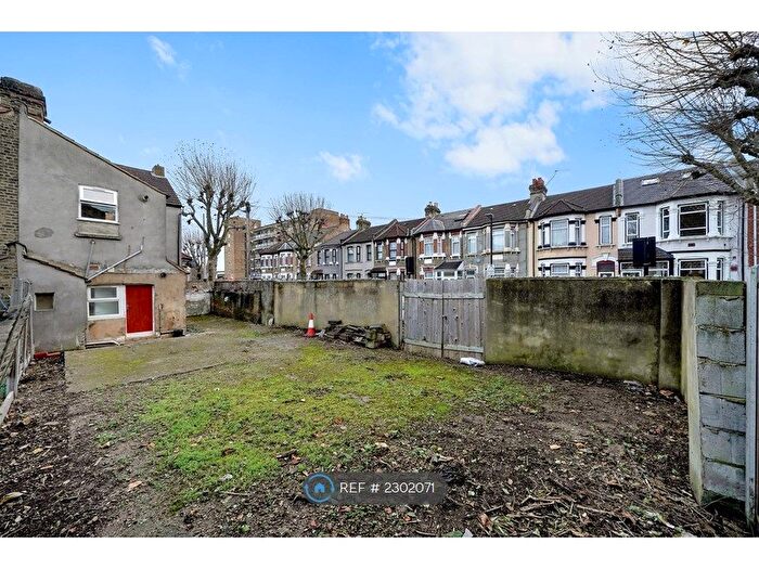 1 Bedroom Flat To Rent In East Ham, London, E6