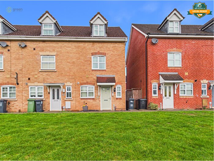 3 Bedroom End Terrace House For Sale In Hawksworth Crescent, Chelmsley Wood, B37