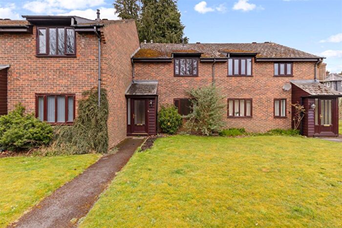 1 Bedroom Maisonette To Rent In Chiltlee Manor Estate, Liphook, GU30
