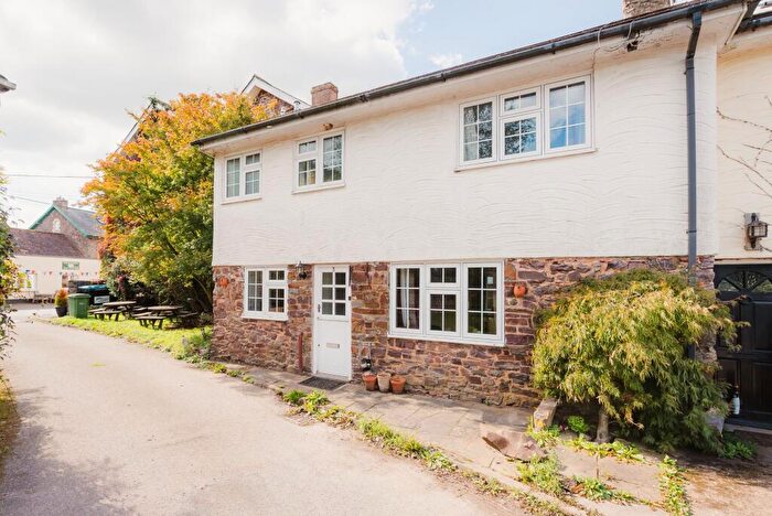 3 Bedroom End Of Terrace House For Sale In The Square, Witheridge, EX16