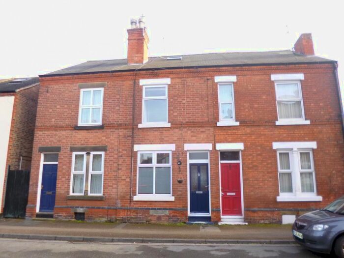 3 Bedroom Terraced House To Rent In Gladstone Street, Beeston, NG9