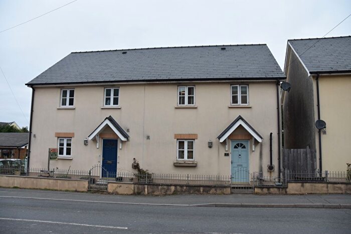 3 Bedroom Semi-Detached House For Sale In Swn Yr Afon, Newcastle Emlyn, SA38
