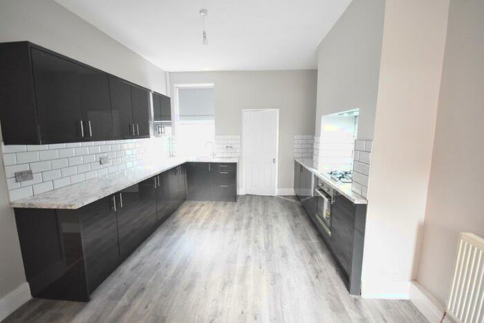 4 Bedroom Detached House To Rent In Victoria Road, Birkenhead, CH42