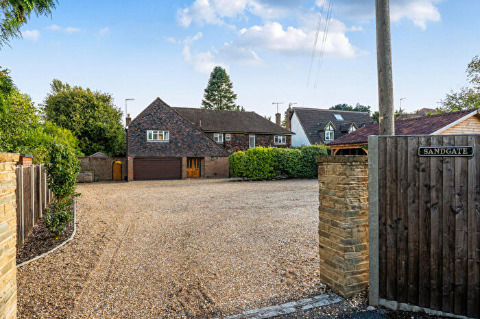 5 Bedroom Detached House For Sale In Bell Meadow, Godstone, RH9