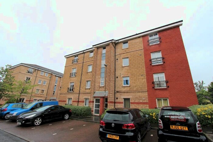 2 Bedroom Flat To Rent In Dryden Gait, Pilrig, Edinburgh, EH7