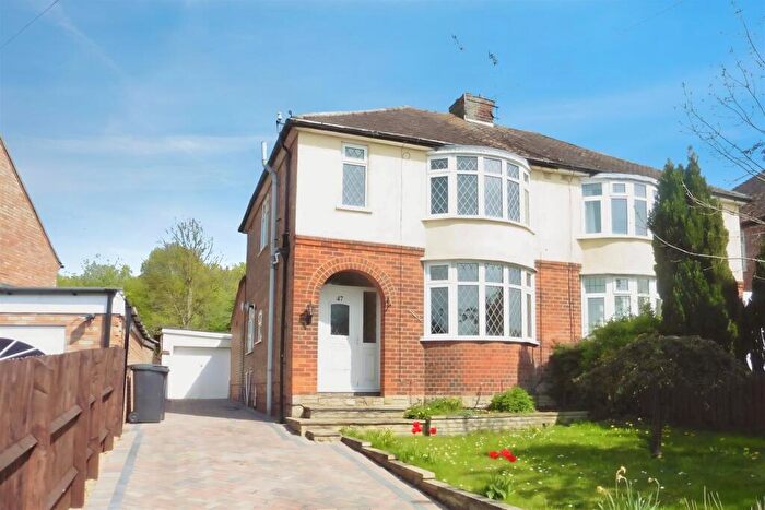 3 Bedroom Semi-Detached House To Rent In Hall Avenue, Rushden, Northants, NN10