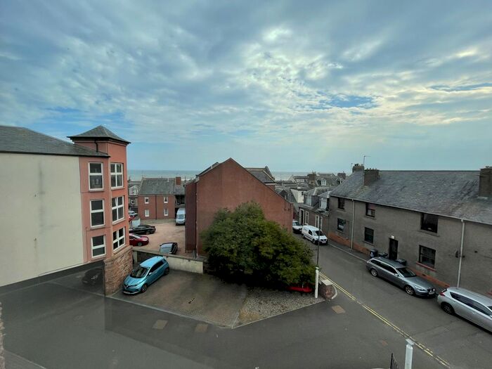 2 Bedroom Flat To Rent In Marine Court, Hill Road, Arbroath, DD11