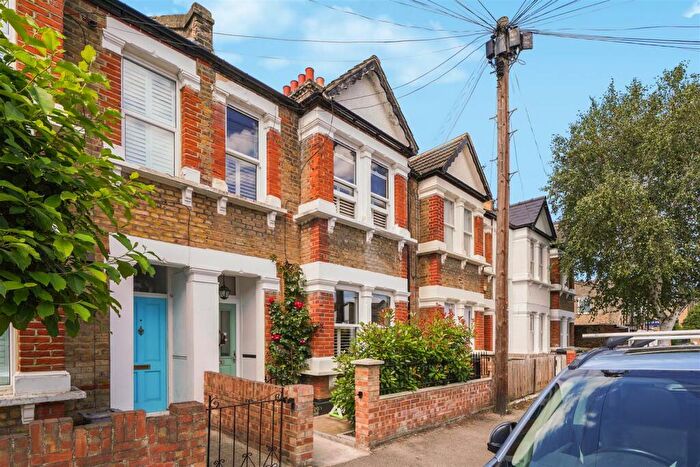 3 Bedroom Terraced House For Sale In Blashford Street, Hither Green, SE13